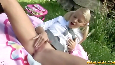 Make & sex with herriding and facial