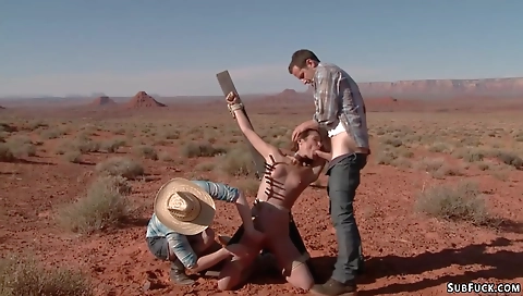 Toysha andir stricting with two chicks