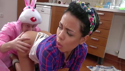 Cat workerso's big dick and taking facial